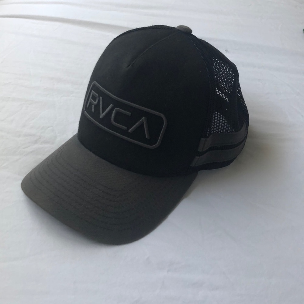 RVCA SnapBack